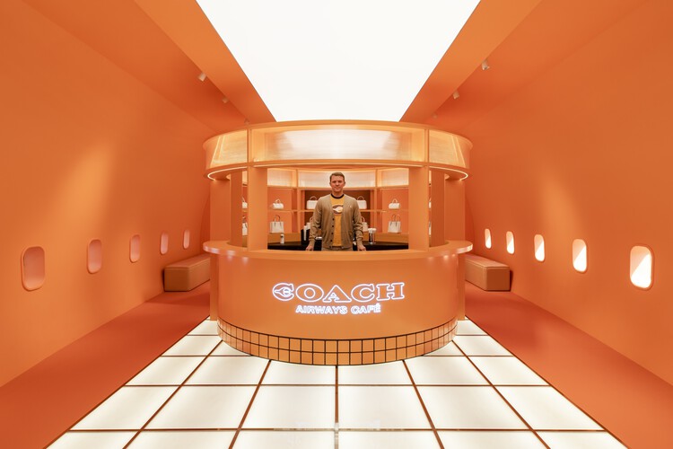 Магазин и кафе Coach Airways / Студия космонавтов + Coach New York - Фотография интерьера