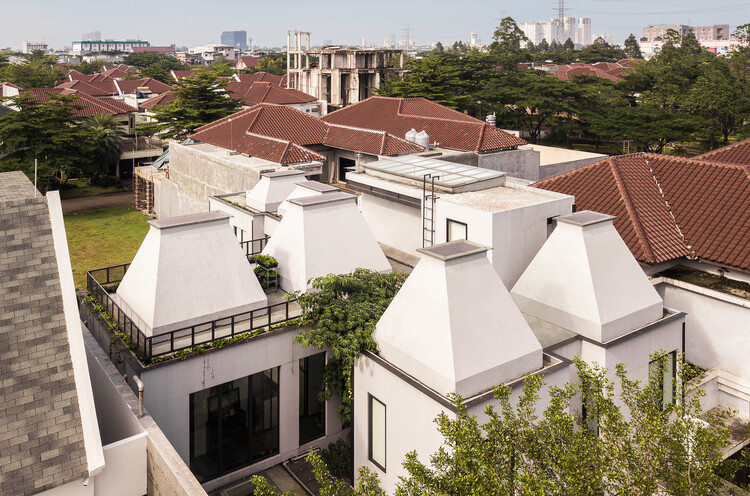 Дом-Ступа / Архитектурная мастерская Realrich - Фотография экстерьера, окна, фасад