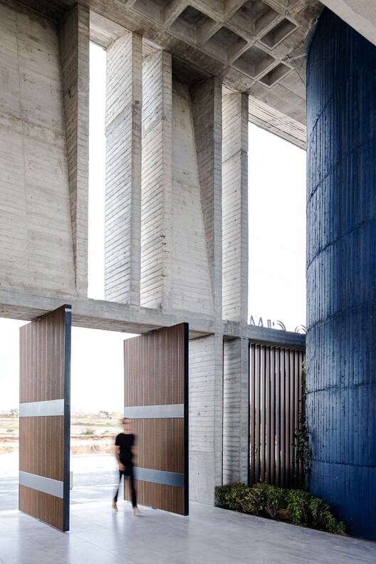 Начальная школа CIMA / Punto Arquitectos - Фотография интерьера, фасада, колонны