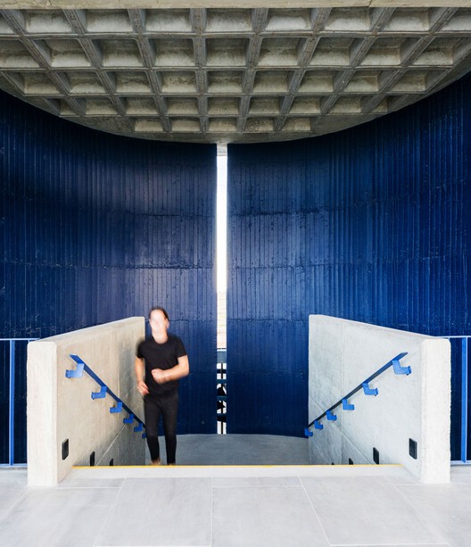 Начальная школа CIMA / Punto Arquitectos — Фотография интерьера
