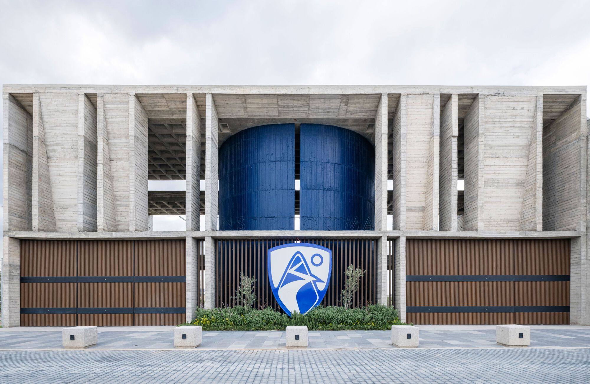 Начальная школа CIMA / Punto Arquitectos