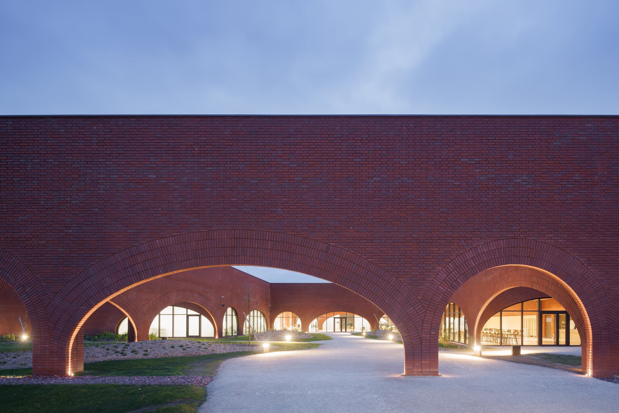 Мастерские Hermès / Lina Ghotmeh Architecture