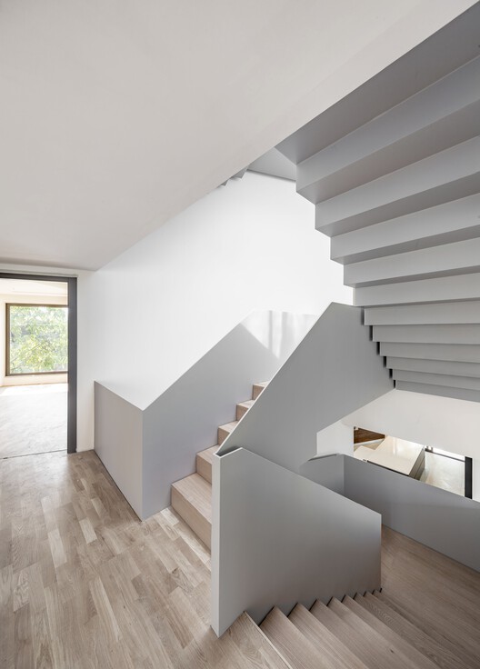 Katouzian House / NOIR Studio - Фотография интерьера, лестница, перила
