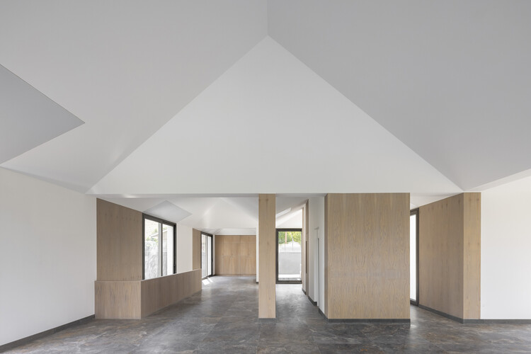 Мужчина и Дом / ZAV Architects - Фотография интерьера, фасада