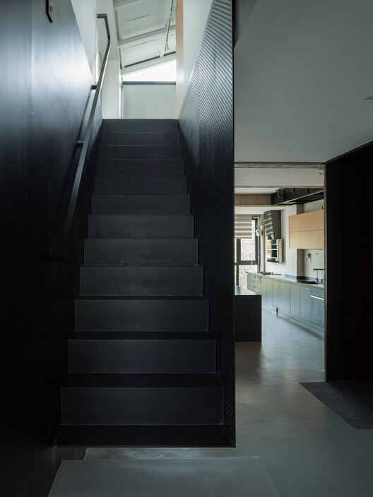 Liang House / Ателье ArchFAN - Фотография интерьера, лестницы, перила