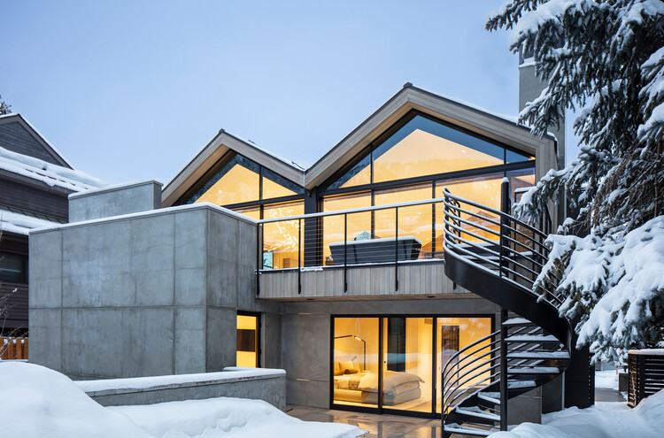 Aspen Residence / KAA Design Group - Фотография экстерьера, окна, фасад