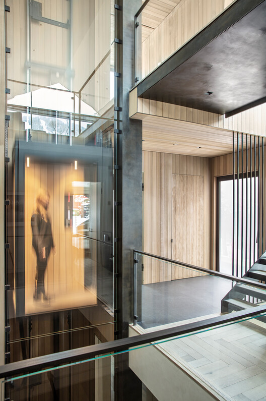Aspen Residence / KAA Design Group - Фотография интерьера, лестницы, перила