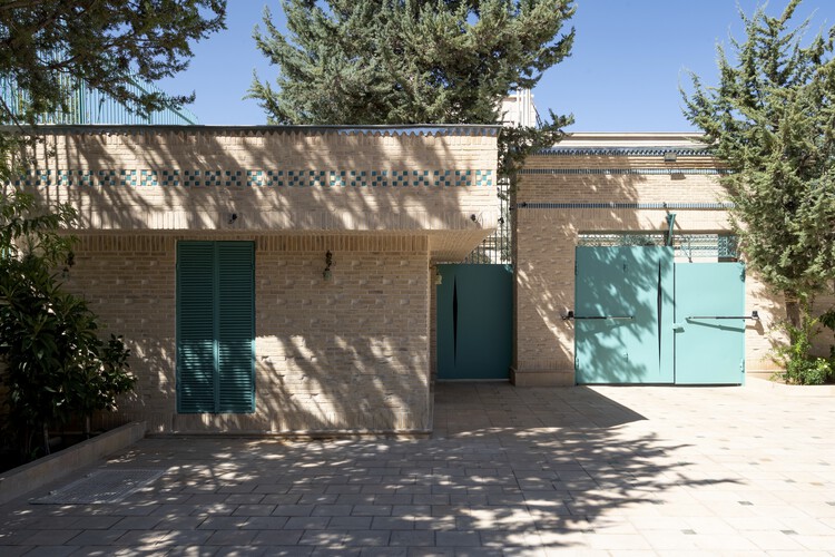 Дом 161 / Студия ZAAD - Фото экстерьера, окна, фасад