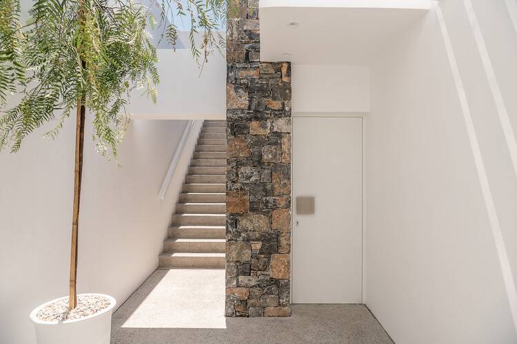 Вилла K1 / Architify - Фотография интерьера, лестница