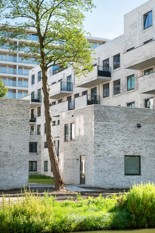 Жилой Комплекс Палладио / V8 Architects - Фотография экстерьера, окна, фасад