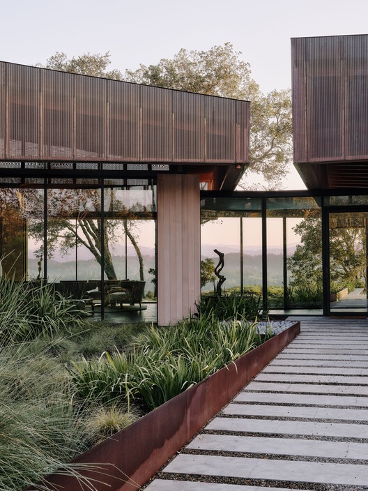 Madrone Ridge / Field Architecture - Экстерьерная фотография, фасад