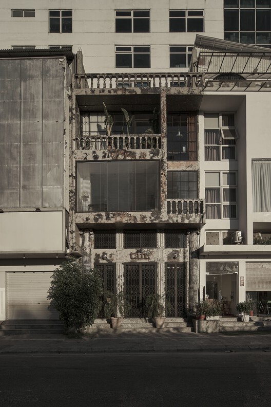 Le Condé House / Limdim House Studio - Фотография экстерьера, окна, фасад