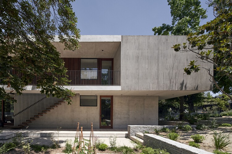 Дом Эль Ринкон / Juan Carlos Sabbagh Arquitectos - Фотография экстерьера, окна, фасад