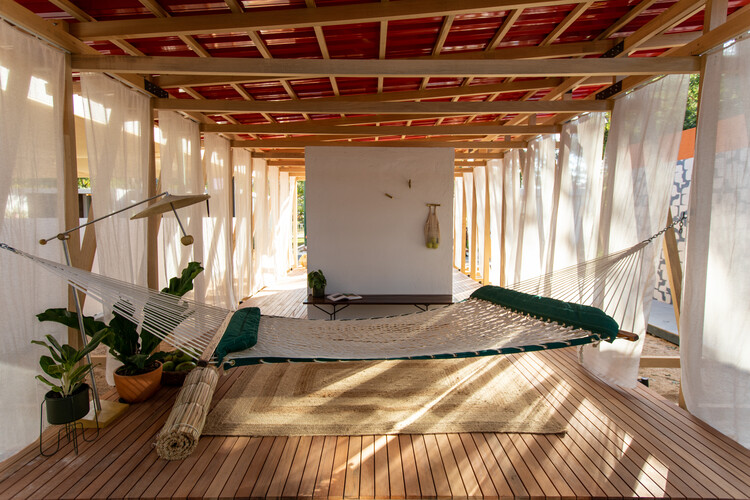 Павильон Прайя / Aberta Arquitetura - Фотография интерьера, спальня, балка