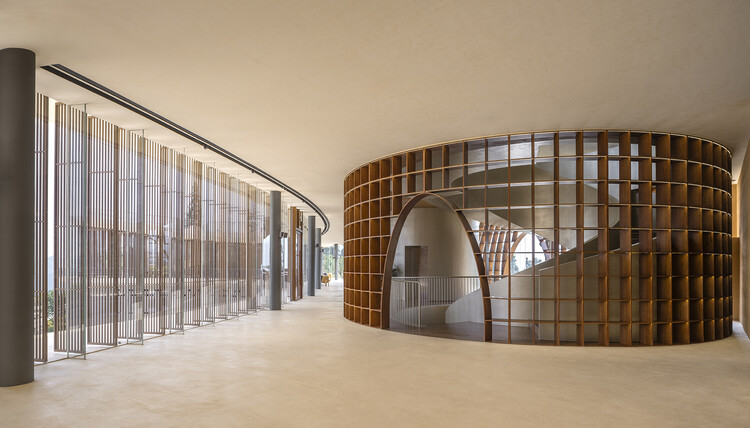 Выставочный центр Sanxia Tea Town / ARCHSTUDIO - Фотография интерьера, Кирпич, Арка, Перила