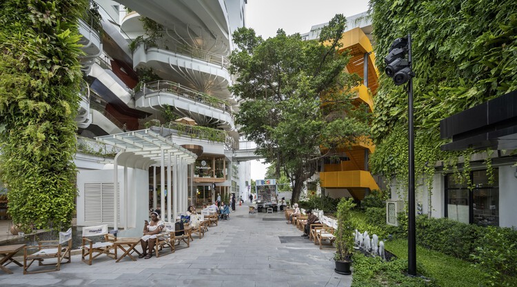 Marche Thonglor / Contour Architect - Экстерьерная фотография, Окна