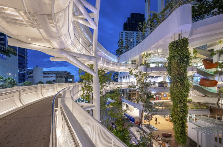 Marche Thonglor / Contour Architect – Экстерьерная фотография