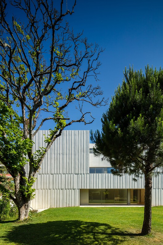 Дом Боавишта / Topos Atelier de Arquitectura - Фотография экстерьера, фасад