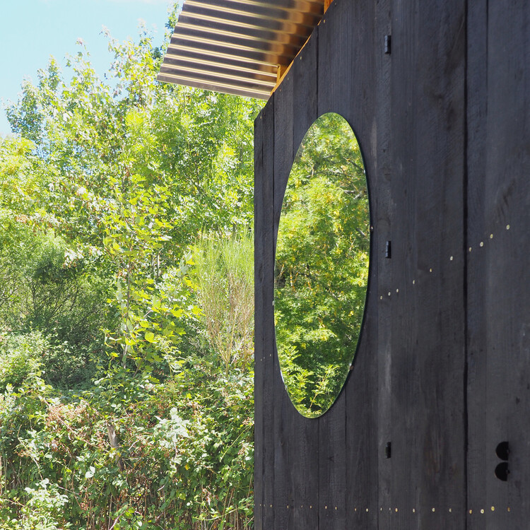 Le Sauna de Veillac / Atelier AJO - Экстерьерная фотография, Лес