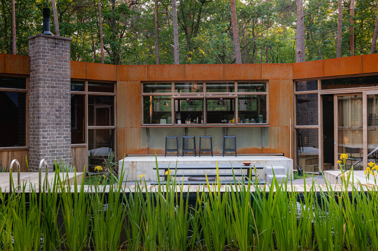 C House / GetAway Projects - Экстерьерная фотография, сад
