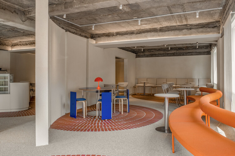 norrri cafe / atelier ah - Фотография интерьера, стол, стул