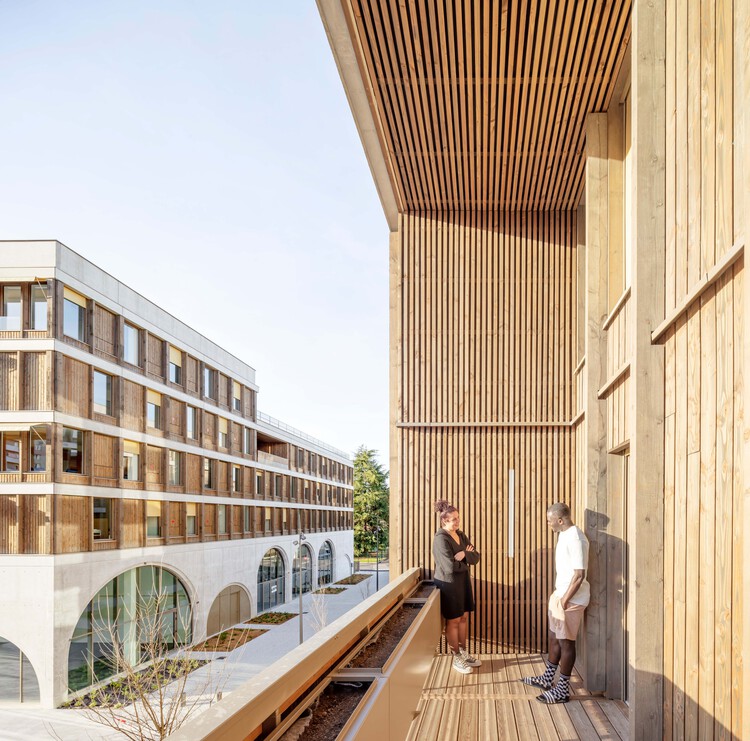 Центр Лаэррер / CoBe Architecture & Paysage - Фотография экстерьера, фасад, перила