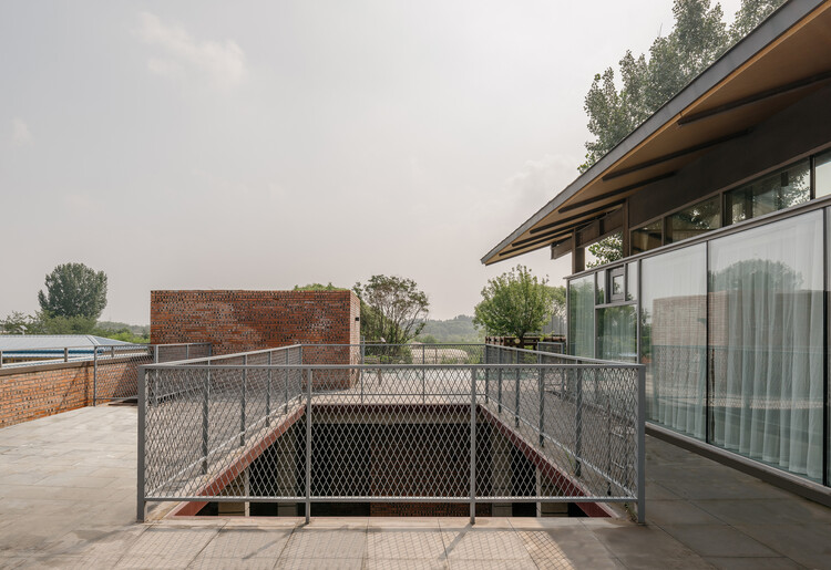 Ban Quan Zhi Ye B&B and Camp / DL Atelier - Фотография экстерьера, забор, перила