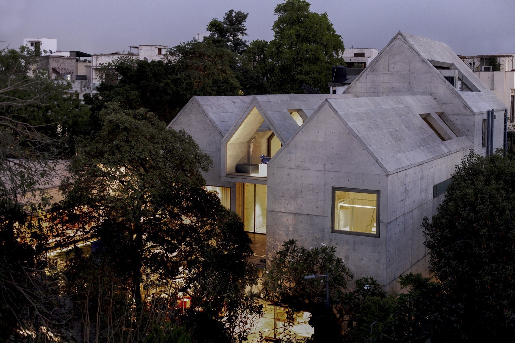 Дом Призмы / Matra Architects & Rurban Planners