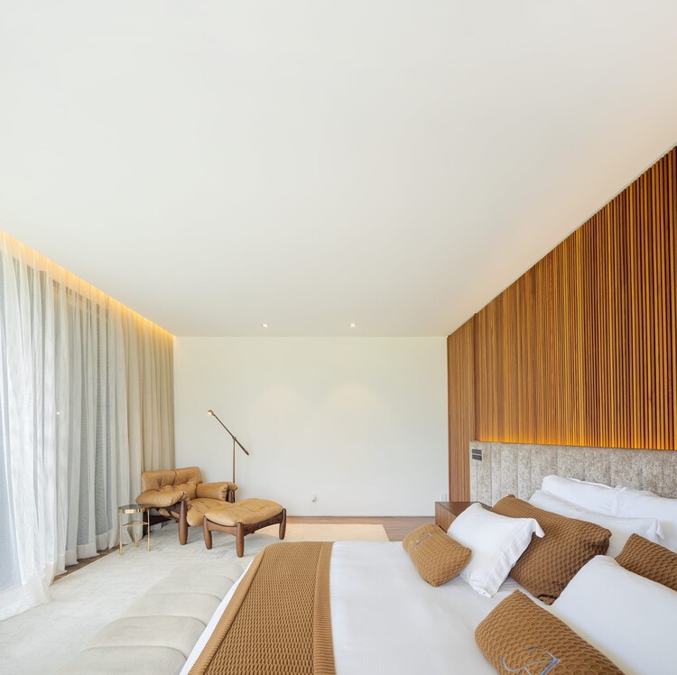 Дом Jabuticaba / Fernanda Marques Arquitetura - Фотография интерьера, спальня, кровать