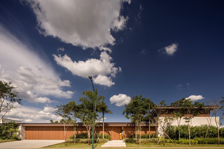 Дом Хабутикаба / Fernanda Marques Arquitetura - Фотография экстерьера