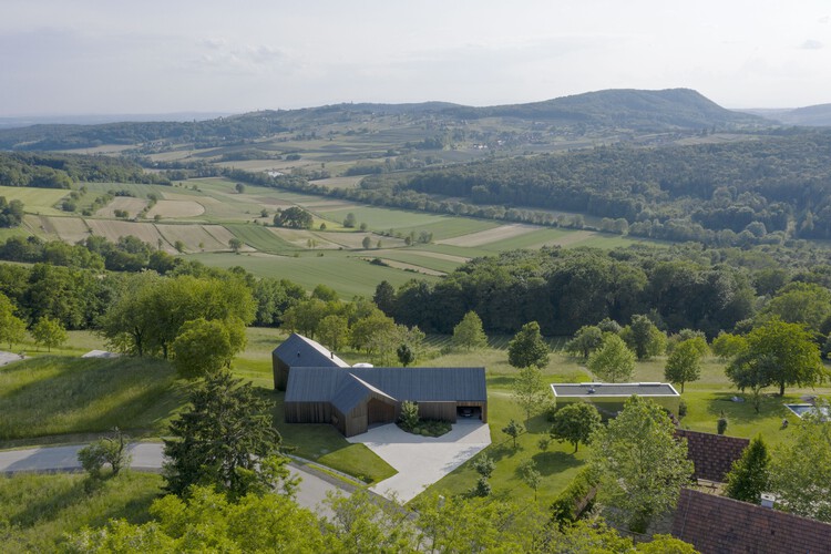 Дом F / Delugan Meissl Associated Architects - Экстерьерная фотография, сад