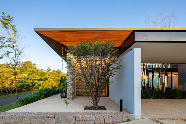 Terras House / Taguá Arquitetura - Экстерьерная фотография, фасад, сад