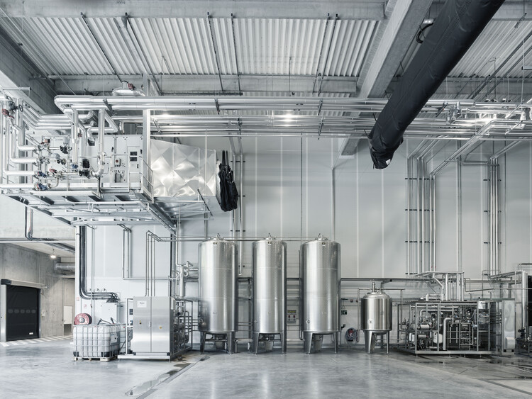 Ninkasi Factory / LFA, Ищу архитектуру - Фотография интерьера, Балка