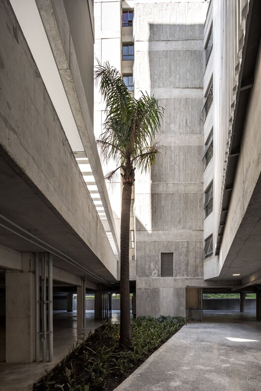 Muda Building Weefor / NNArq - Фотография интерьера, окон, фасада