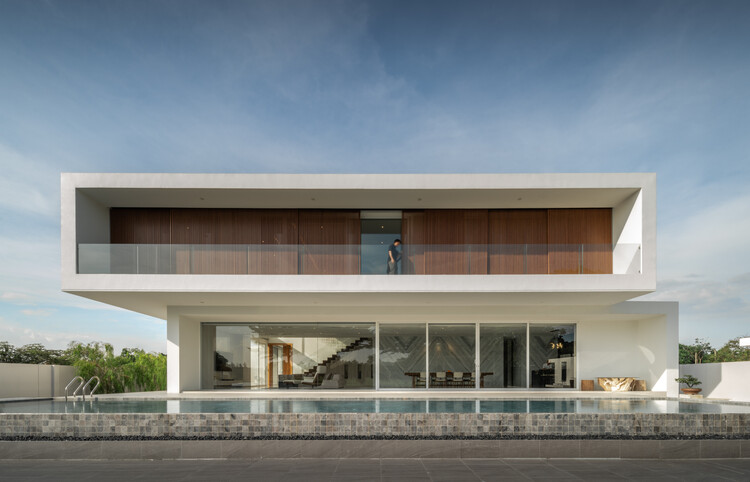 Sunset House / Полтора архитектора - Экстерьерная фотография, фасад