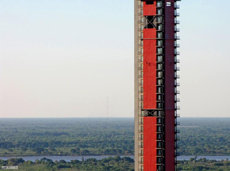 ICONO Tower / Arquitecto Carlos a Jiménez + EST arquitectura SRL - Фотография экстерьера