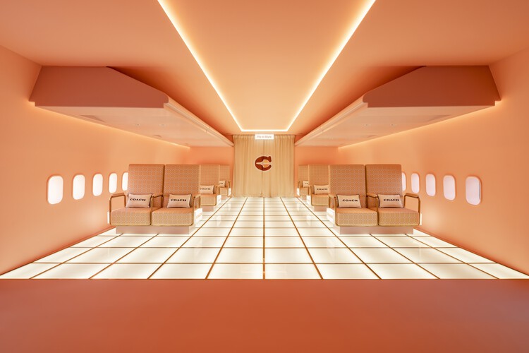 Магазин и кафе Coach Airways / Студия космонавтов + Coach New York - Фотография интерьера