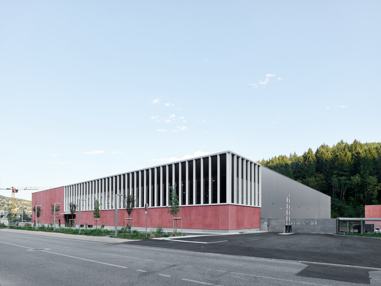 Ninkasi Factory / LFA, Ищу архитектуру - Фотография экстерьера, фасад