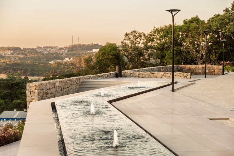 TKA Esplanade / Núcleo de Arquitetura Experimental - Экстерьерная фотография, Сад