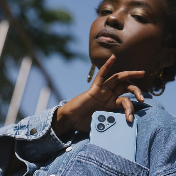 Выпущен смартфон Fairphone 5 с «самой справедливой батареей»