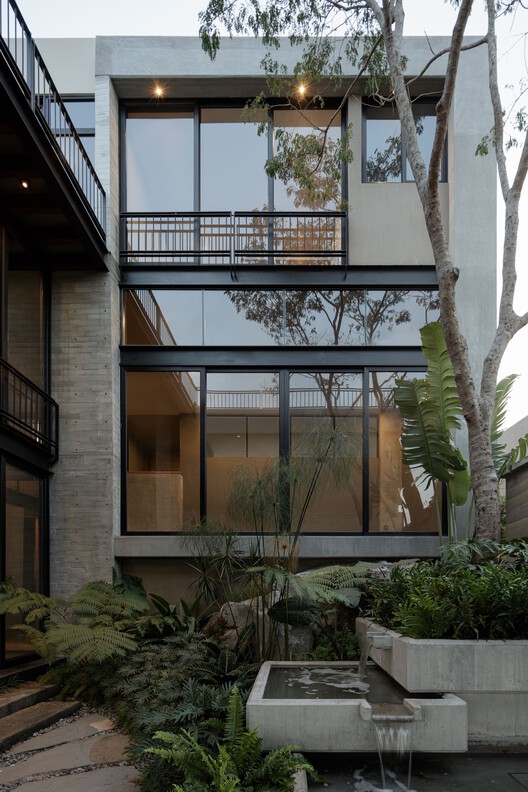 Nomah House / Di Frenna Arquitectos – Экстерьерная фотография