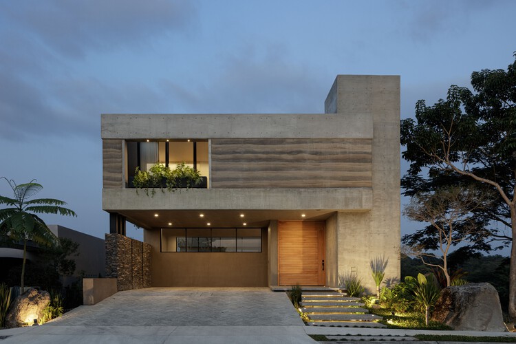 Nomah House / Di Frenna Arquitectos - Фотография экстерьера, фасад