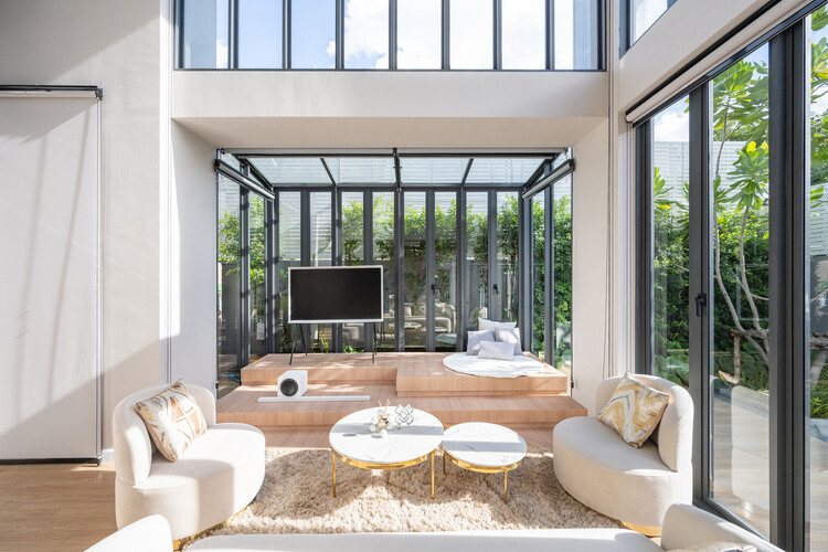 ALIVE Residence / Sa Ta Na Architects - Фотография интерьера, гостиная