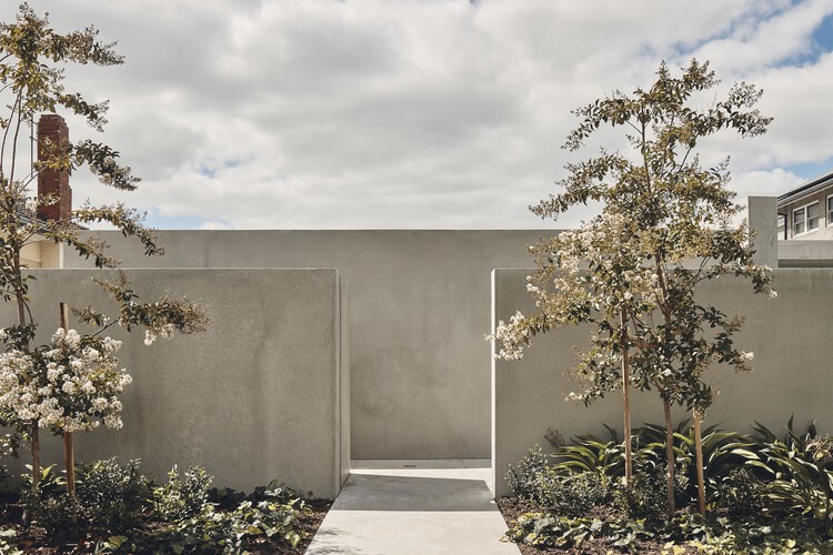 Резиденция Bournian / FGR Architects — фотография экстерьера, окна, фасад, сад