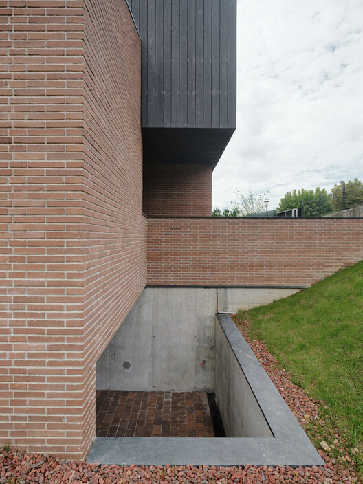 La Ferme Residence / Tenka Arkitektura - Экстерьерная фотография, Кирпич, Фасад