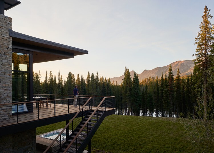 Basecamp Residence / CLB Architects — фотография экстерьера, лес