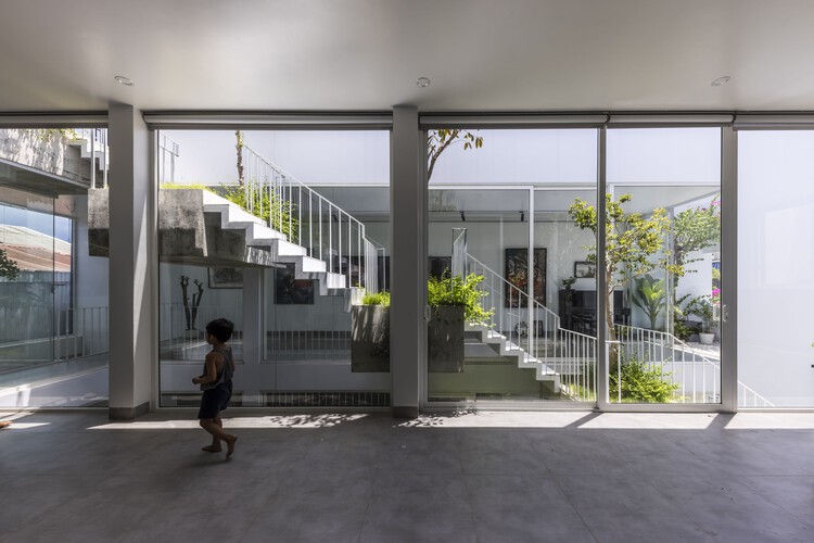 Nala House / Nguyen Khai Architects & Associates — Фотография интерьера