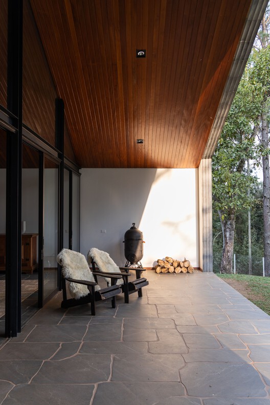 Дом Лхама – Sítio Toca do Tatu / Luiz Paulo Andrade Arquitetos – Фотография интерьера