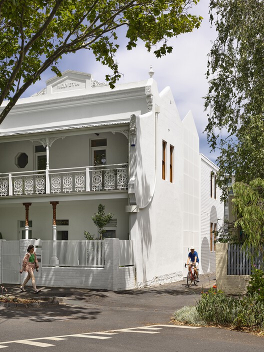 Дом Гельвеция / Austin Maynard Architects - Экстерьерная фотография, окна, фасад