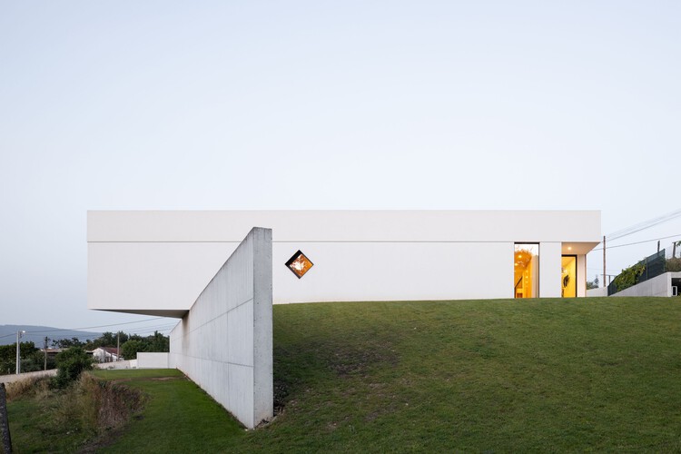 Дом в долине Дору / Logoexisto от Paz da Costa |  Arquitetura + Interiores - Экстерьерная фотография